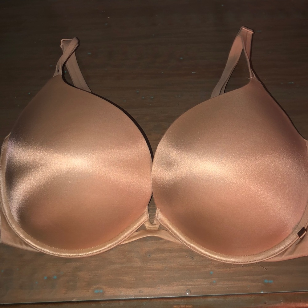 NWOT Victoria’s Secret very sexy push-up 34DDD